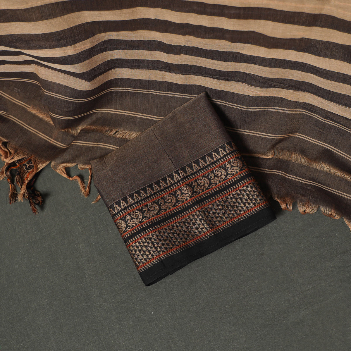 Dharwad Cotton Plain Thread Border Unstitched Dress Material: Kurta, Bottom & Dupatta 16