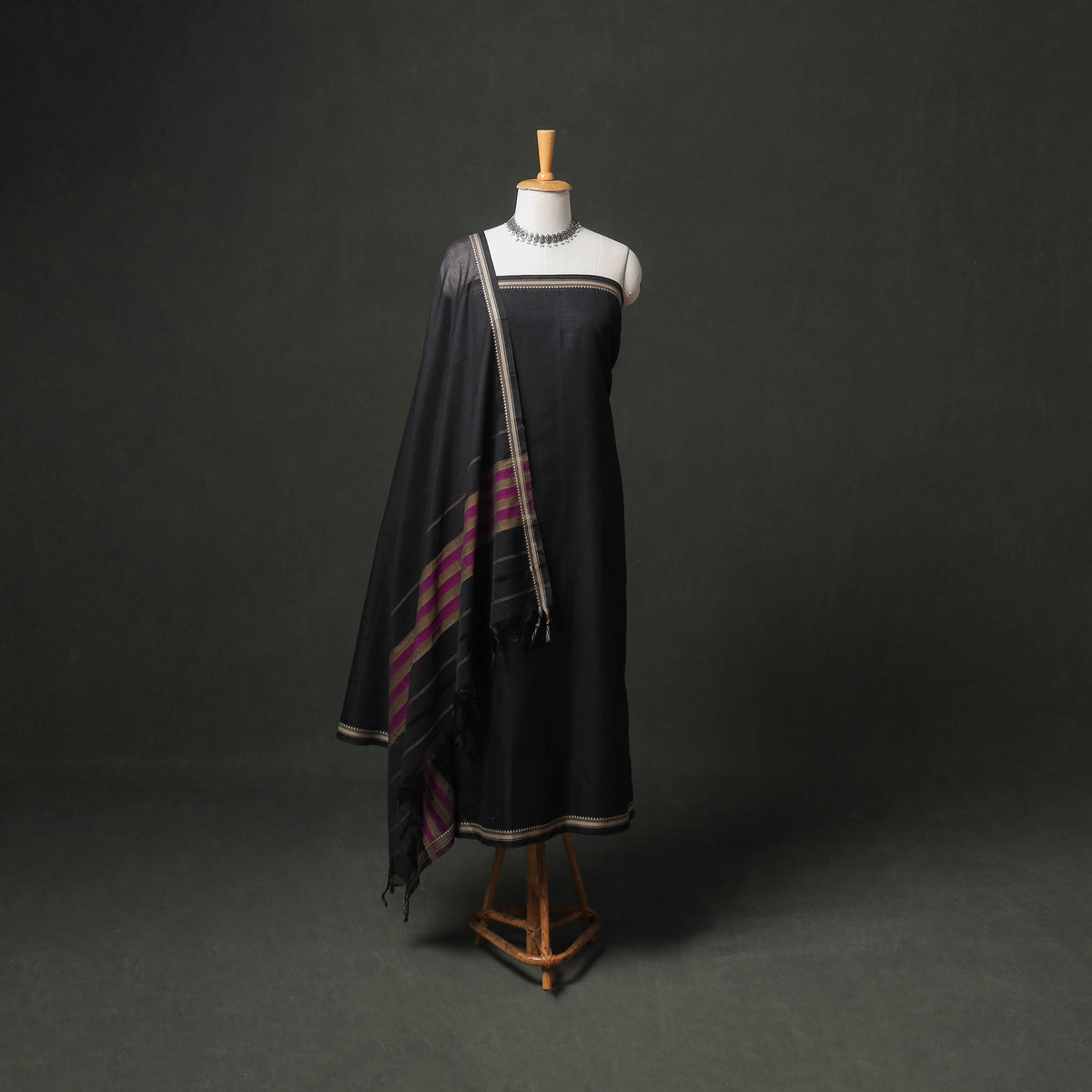 Dharwad Cotton Plain Thread Border Unstitched Dress Material: Kurta, Bottom & Dupatta 45