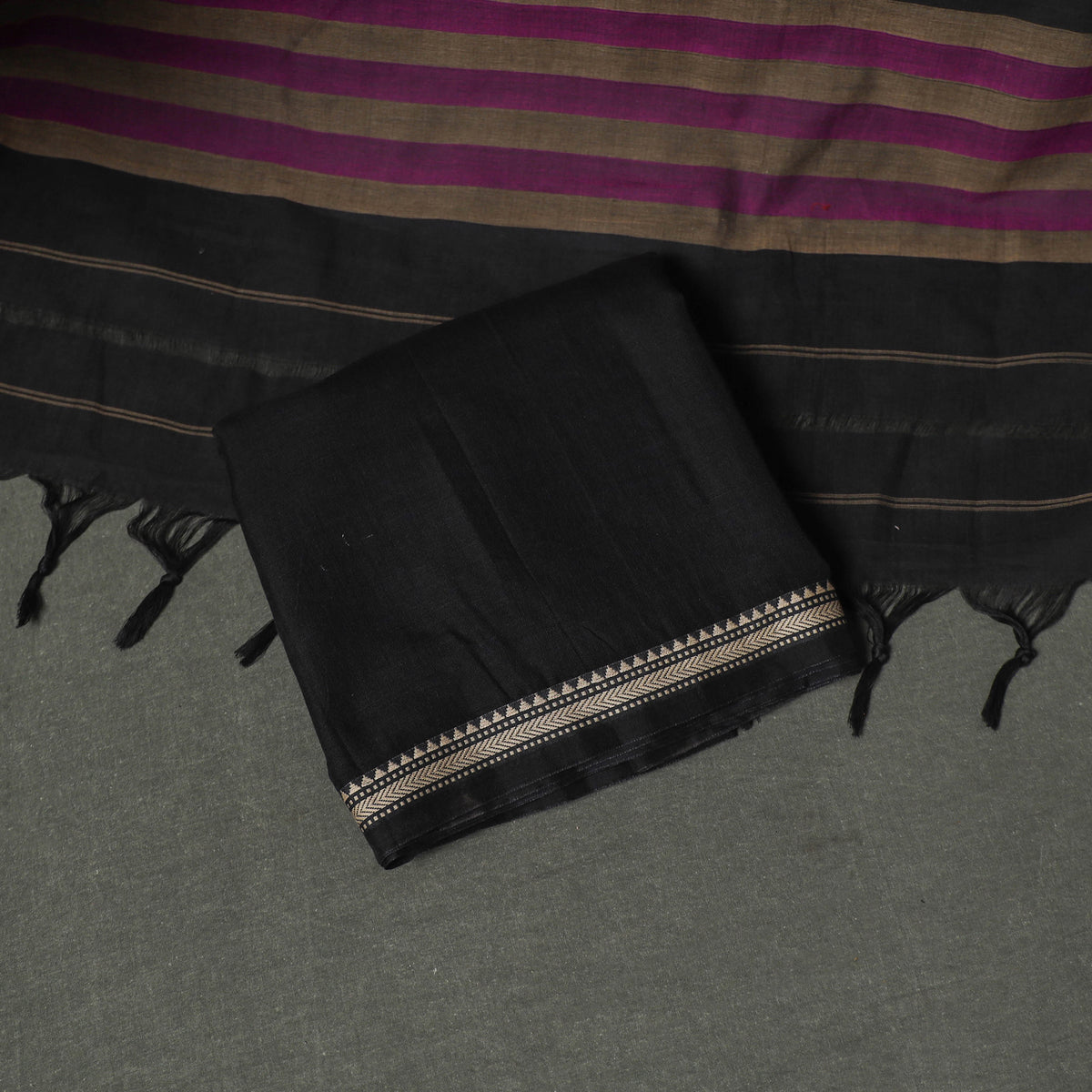 Dharwad Cotton Plain Thread Border Unstitched Dress Material: Kurta, Bottom & Dupatta 45