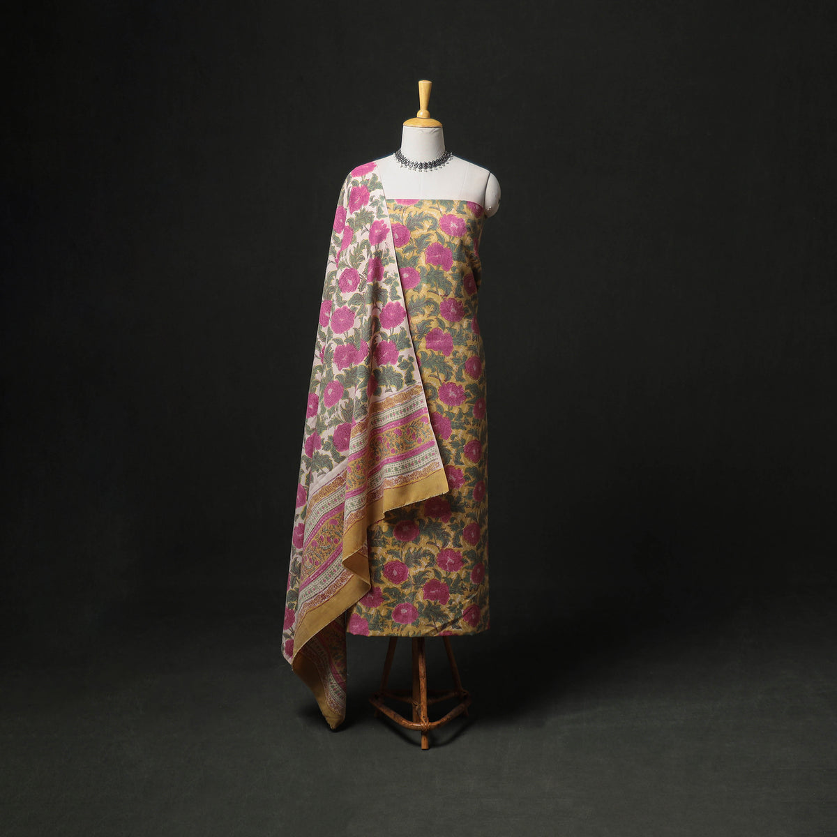 Floral Hand Block Sanganeri Print Woolen Unstitched Dress Material: Kurta, Bottom with Dupatta 40