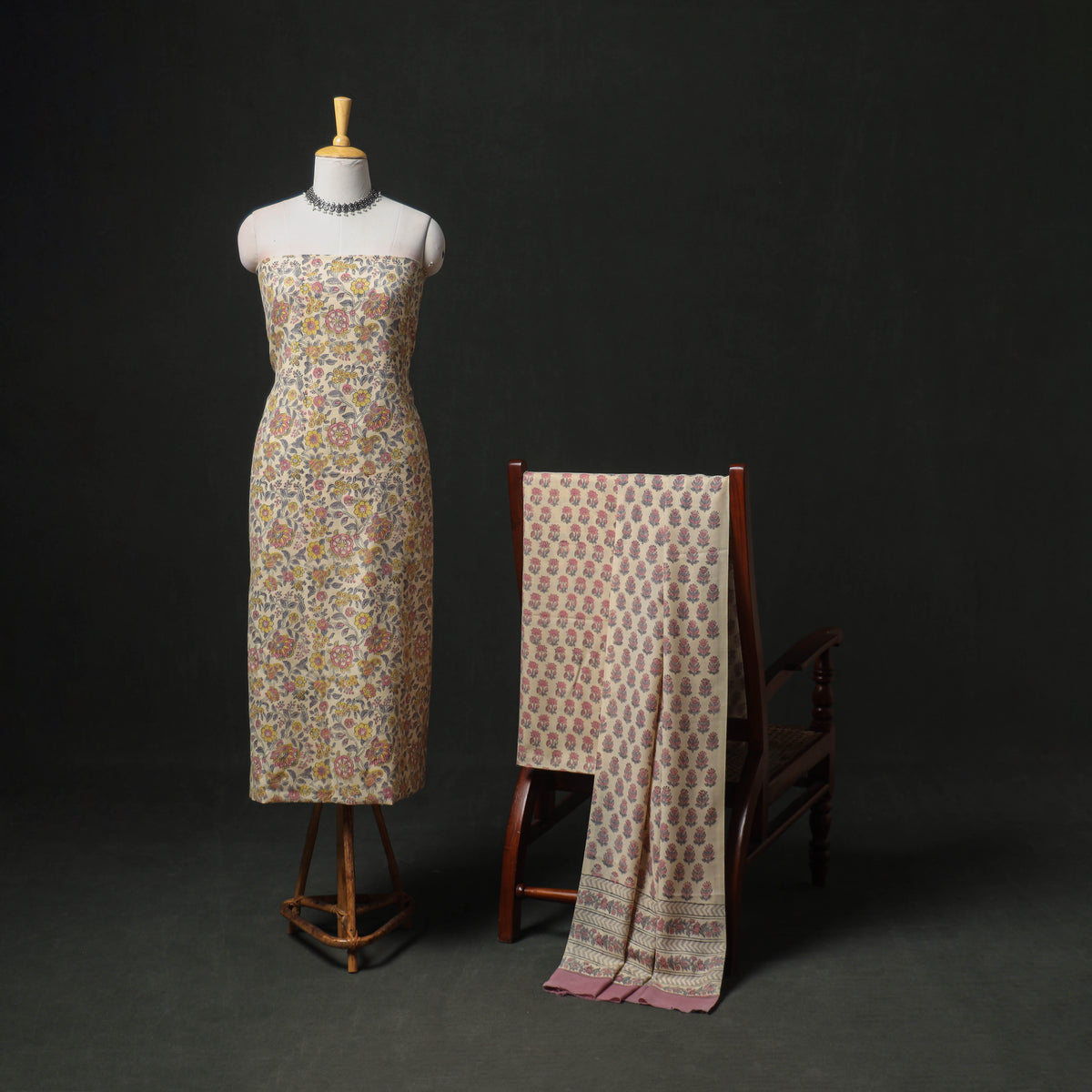 Floral Hand Block Sanganeri Print Woolen Unstitched Dress Material: Kurta, Bottom with Dupatta 45