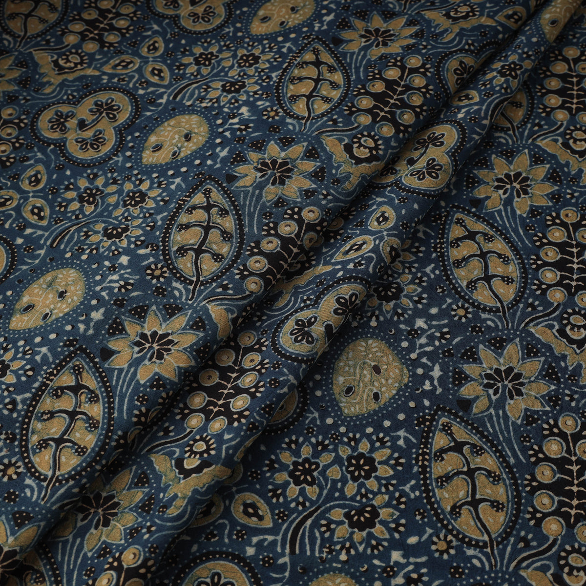 Kutch Ajrakh Print Hand Block Natural Dyed Cotton Fabric 02