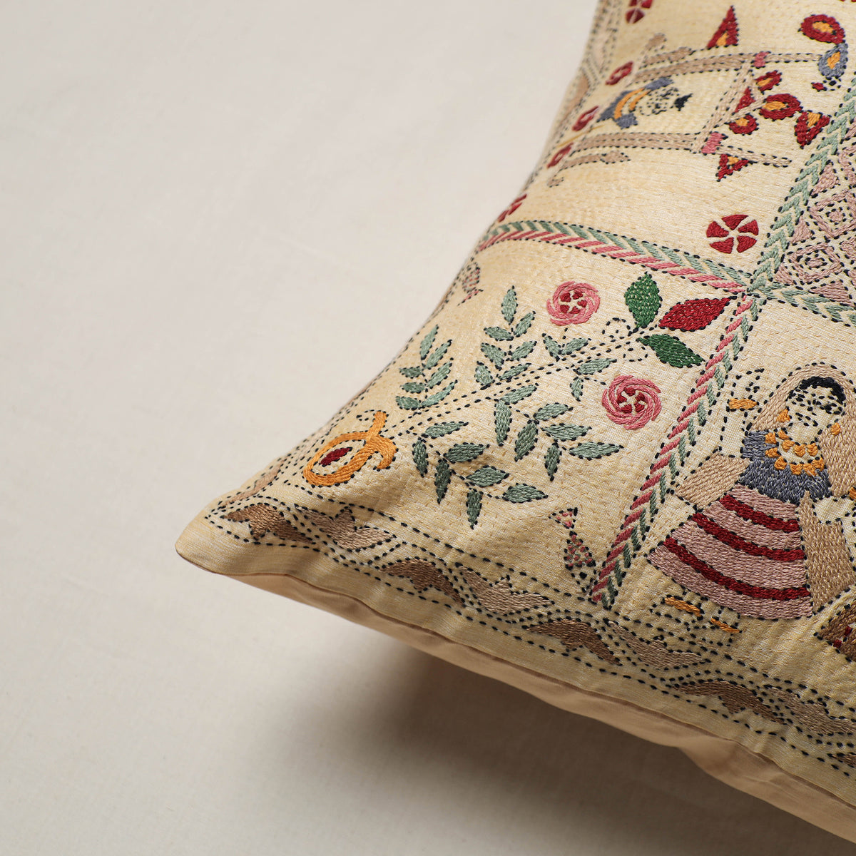 Bengal Kantha Hand Embroidered Cushion Cover (16 x 16 in) 19