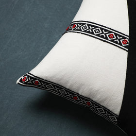 Toda Hand Embroidered Cushion Cover (16 x 16 in) 08