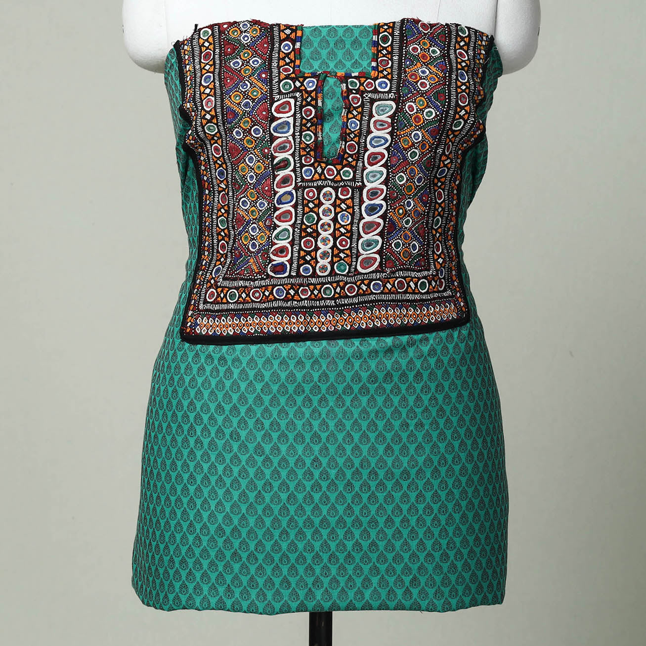 Green - Exclusive! Kutch Embroidery Work Cotton Kurti Material - 2.5 Meter