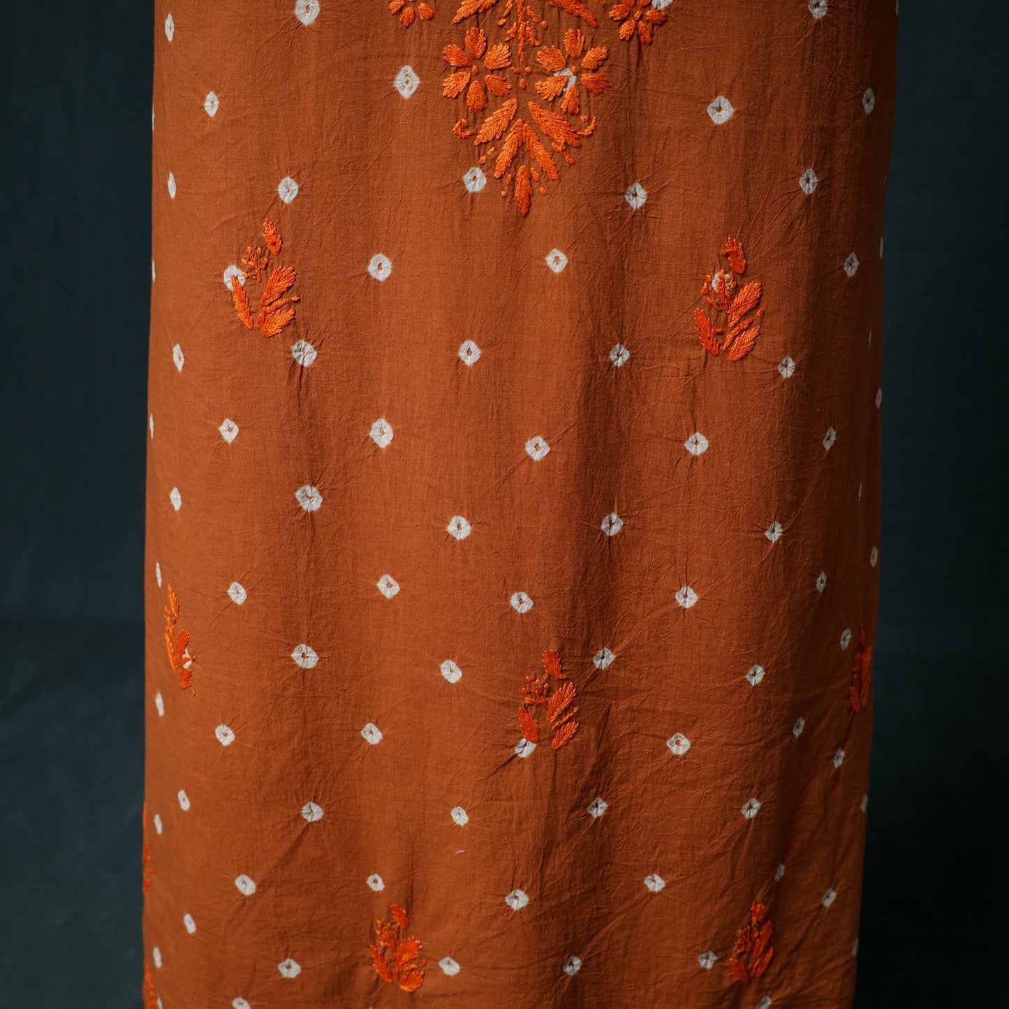 Lucknowi Chikankari Hand Embroidered Cotton Unstitched Kurta Material (2.7M) 06
