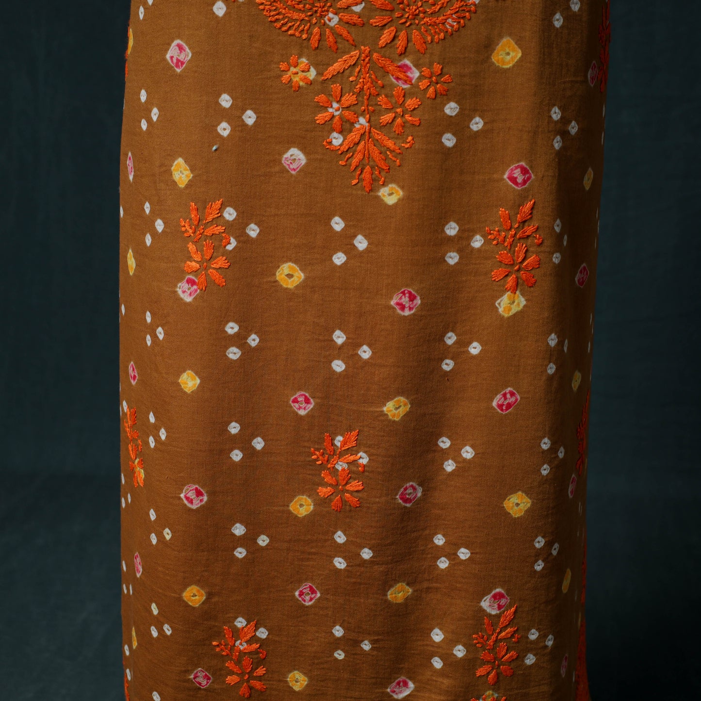 Lucknowi Chikankari Hand Embroidered Cotton Unstitched Kurta Material (2.7M) 08