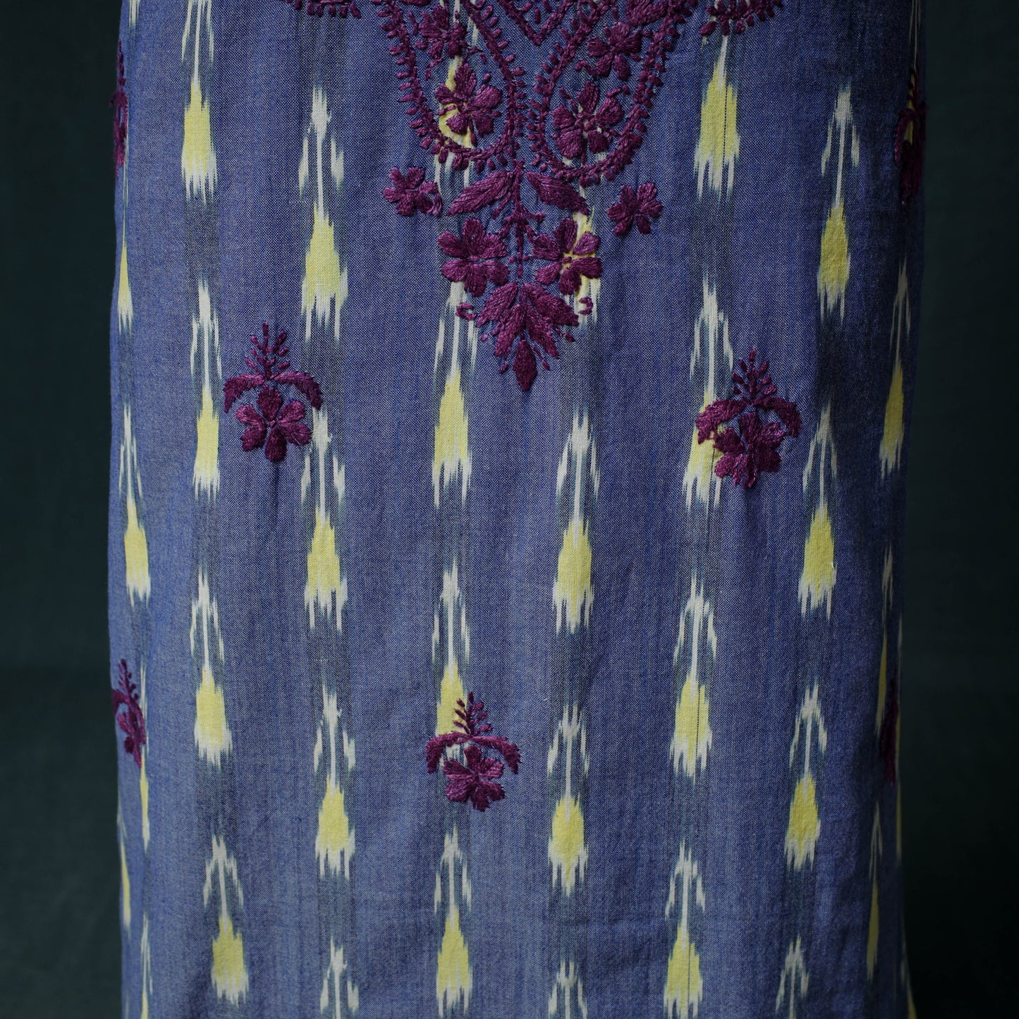 Lucknowi Chikankari Hand Embroidered Cotton Unstitched Kurta Material (2.7M) 15