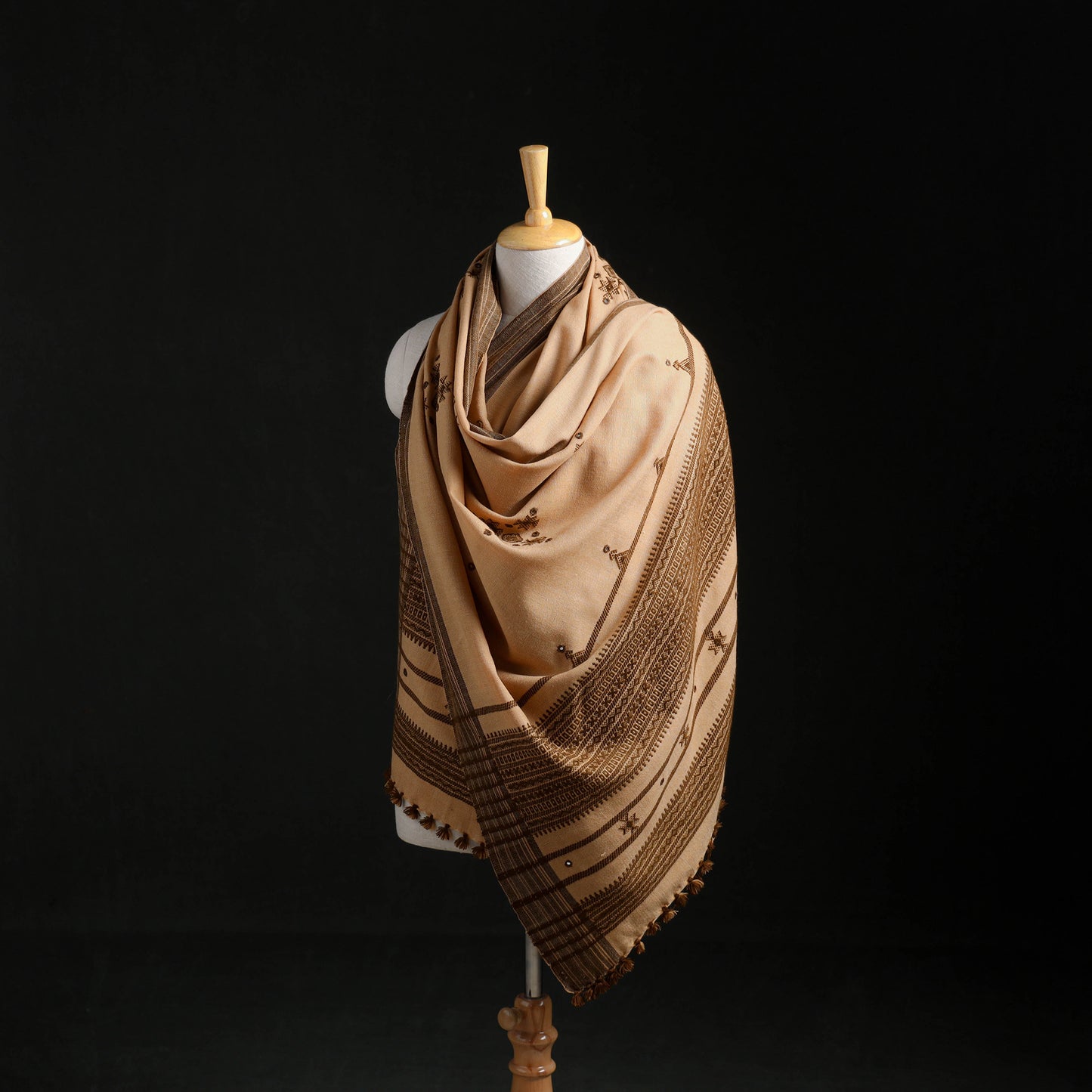 Kutch Handwoven Mirror Work Acrylic Wool Shawl 01
