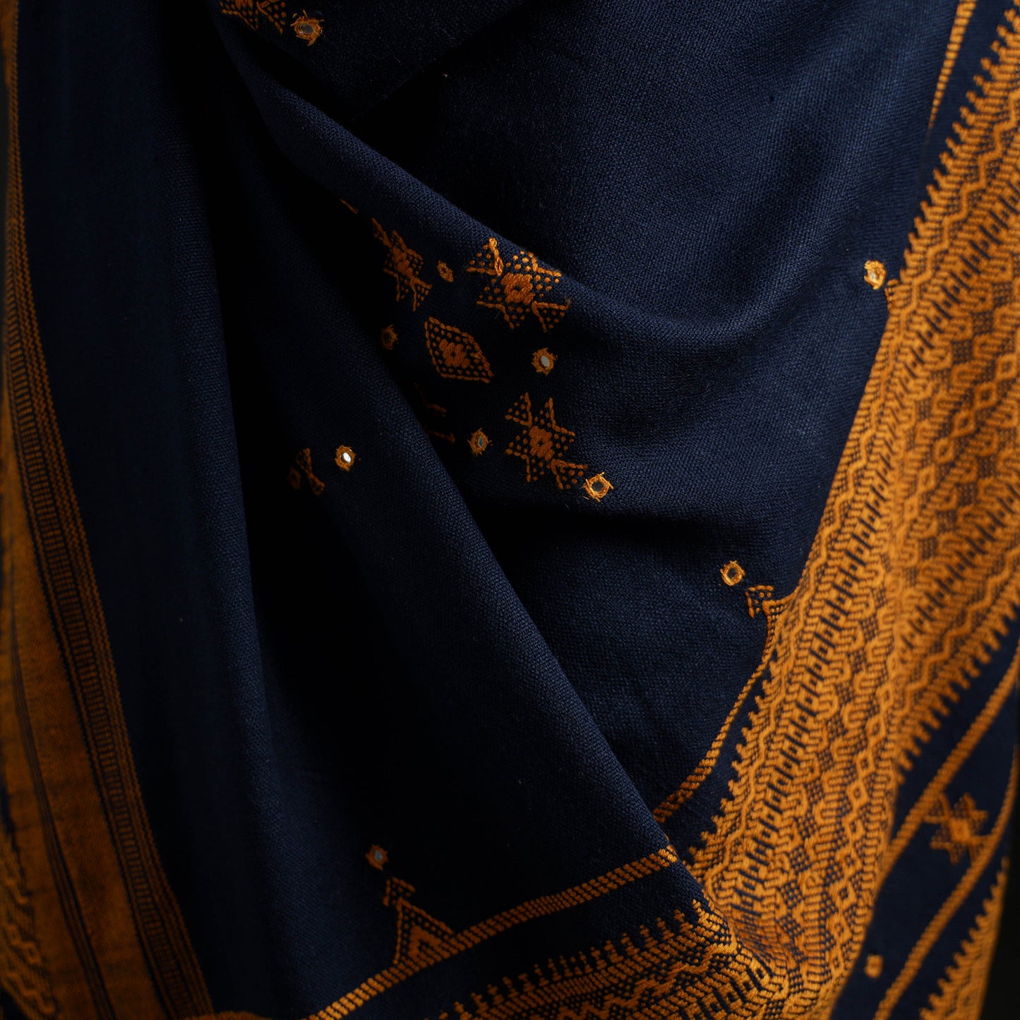 Kutch Handwoven Mirror Work Acrylic Wool Shawl 04