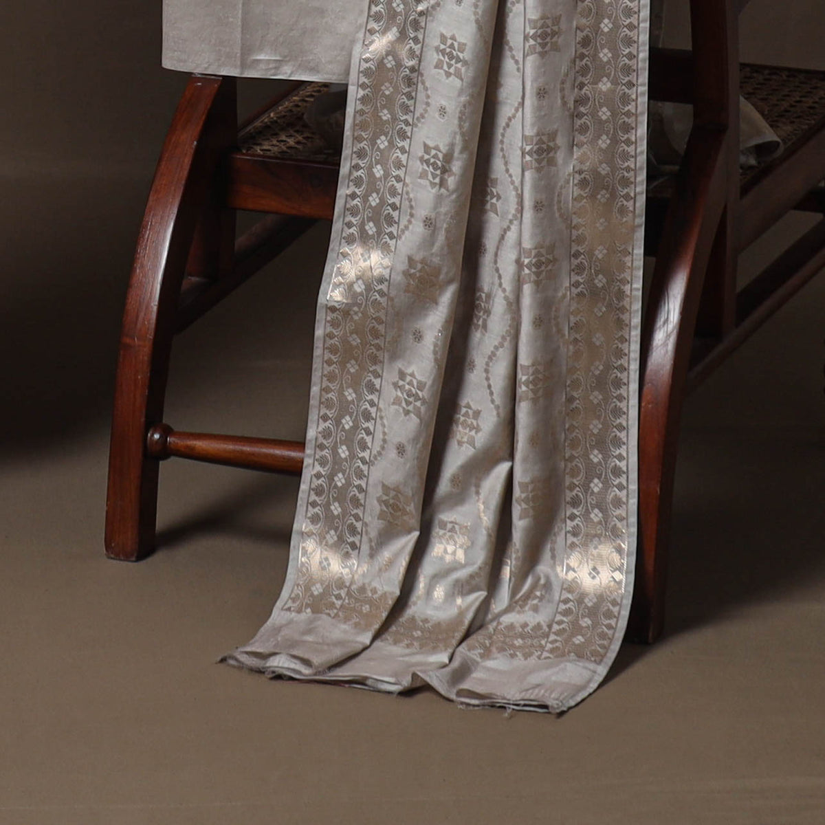 Banarasi Silk Cotton Zari Work Unstitched Dress Material: Kurta, Bottom & Dupatta 02