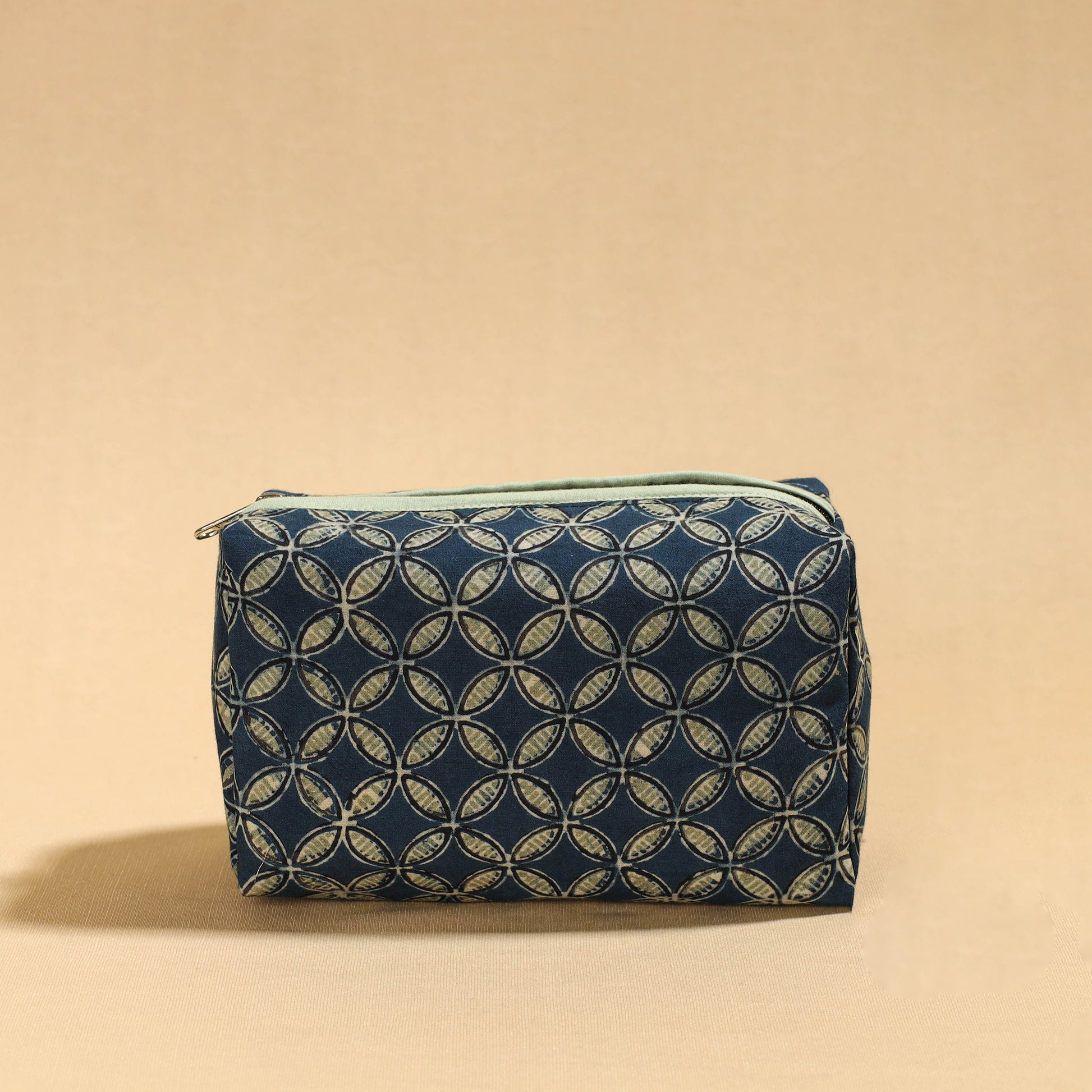 Toiletry pouch 
