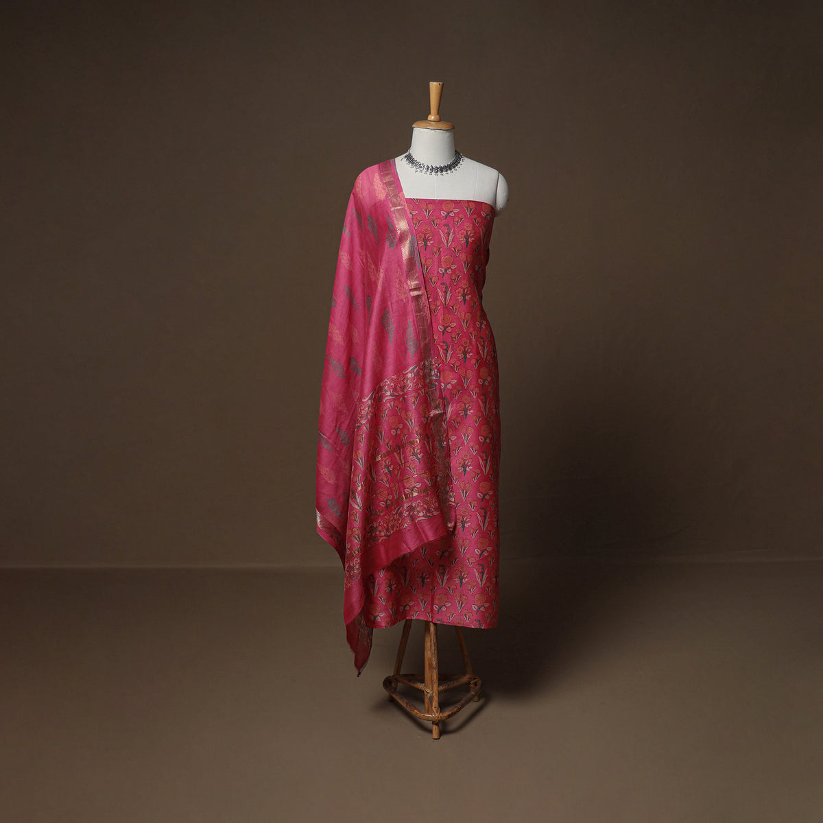 Floral Sanganeri Print Maheshwari Silk Unstitched Dress Material: Kurta, Bottom & Dupatta 02