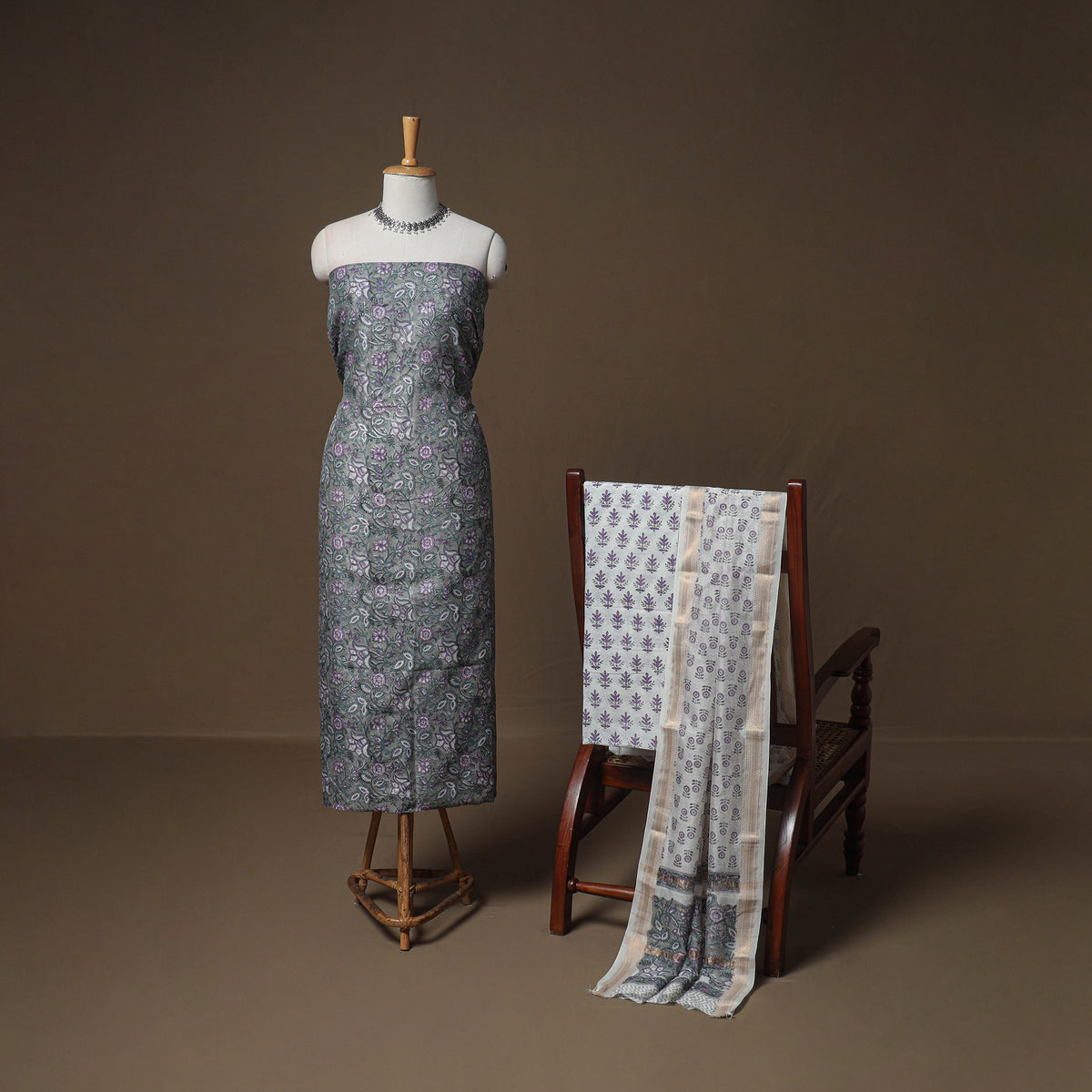 Floral Sanganeri Print Maheshwari Silk Unstitched Dress Material: Kurta, Bottom & Dupatta 03
