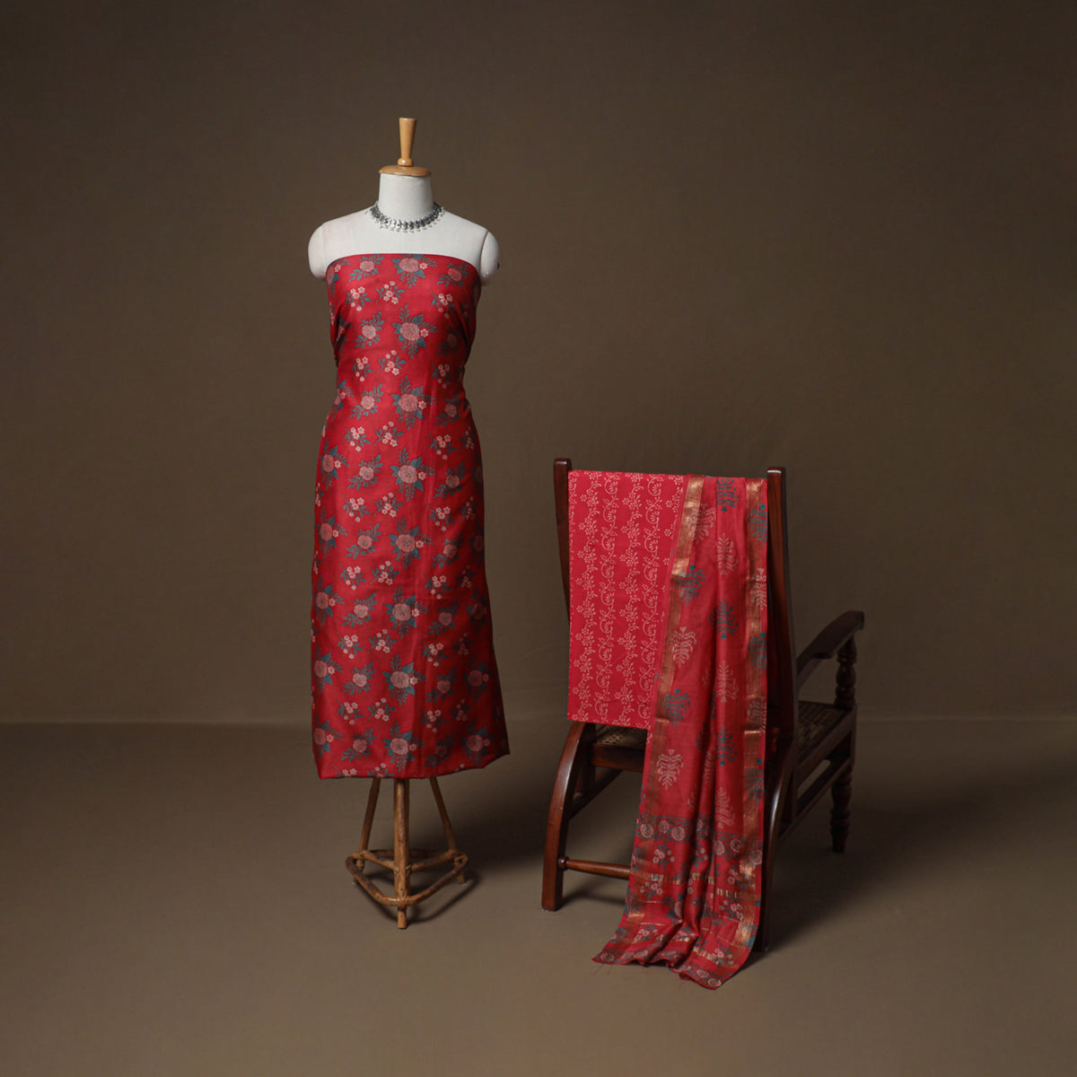 Floral Sanganeri Print Maheshwari Silk Unstitched Dress Material: Kurta, Bottom & Dupatta 04