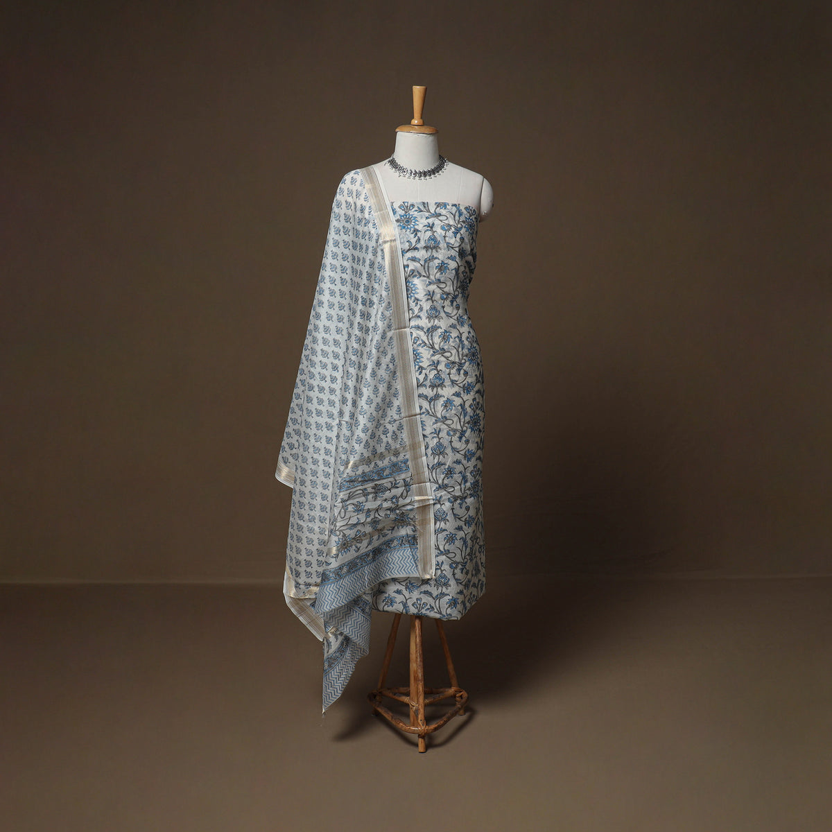 Floral Sanganeri Print Maheshwari Silk Unstitched Dress Material: Kurta, Bottom & Dupatta 08