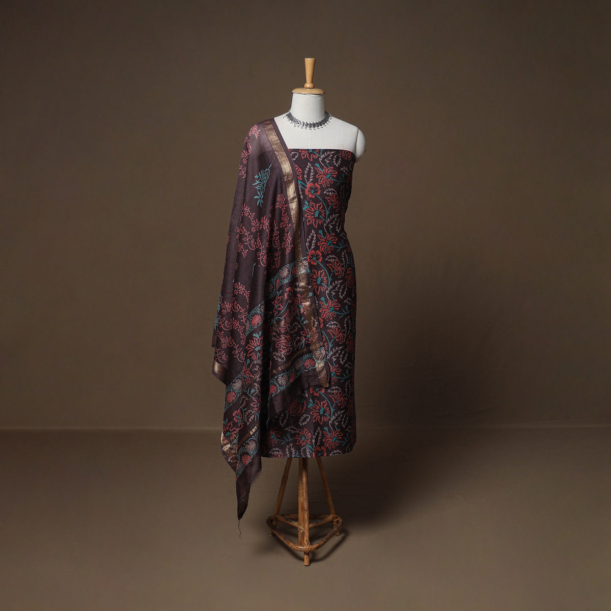 Floral Sanganeri Print Maheshwari Silk Unstitched Dress Material: Kurta, Bottom & Dupatta 09