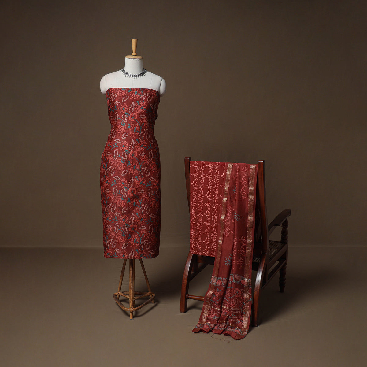 Floral Sanganeri Print Maheshwari Silk Unstitched Dress Material: Kurta, Bottom & Dupatta 11