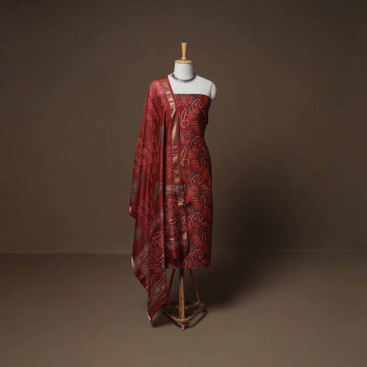 Floral Sanganeri Print Maheshwari Silk Unstitched Dress Material: Kurta, Bottom & Dupatta 11