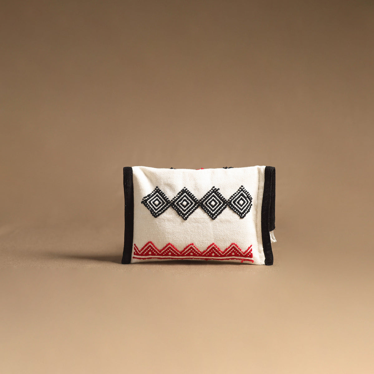 Toda Hand Embroidered Clutch 02
