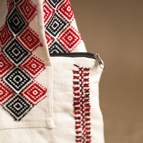 Toda Hand Embroidered Hand Bag 03