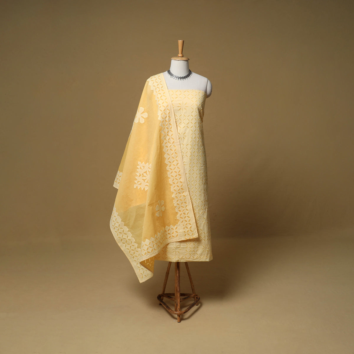 Barmer Applique Cutwork Cotton Unstitched Dress Material: Kurta, Bottom & Dupatta 05