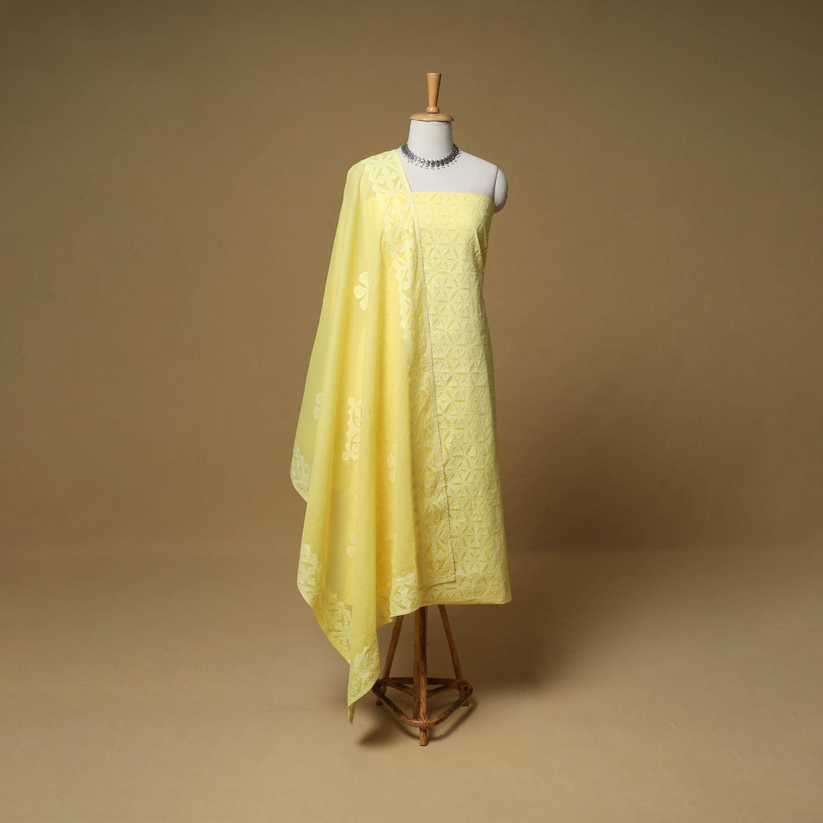 Barmer Applique Cutwork Cotton Unstitched Dress Material: Kurta, Bottom & Dupatta 08