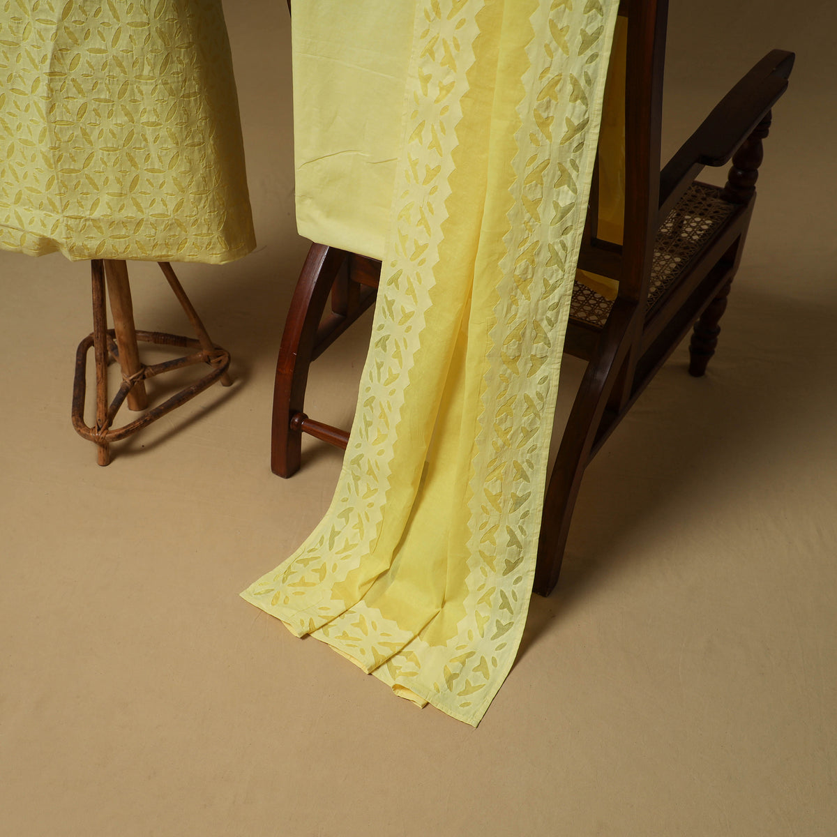 Barmer Applique Cutwork Cotton Unstitched Dress Material: Kurta, Bottom & Dupatta 08