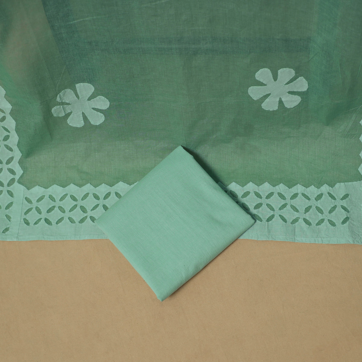 Barmer Applique Cutwork Cotton Unstitched Dress Material: Kurta, Bottom & Dupatta 09