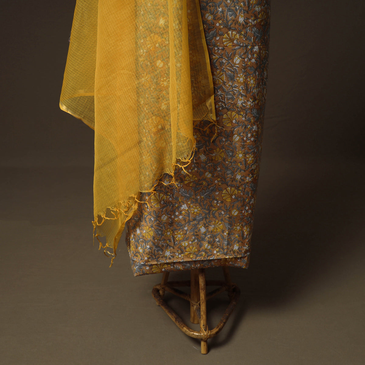 Sanganeri block print cotton unstitched dress material: