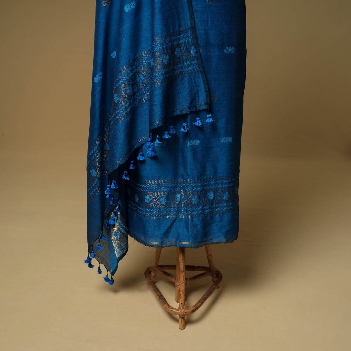 Jacquard Zari Buti Handloom Mercerised Cotton Unstitched Dress Material: Kurta with Dupatta 08