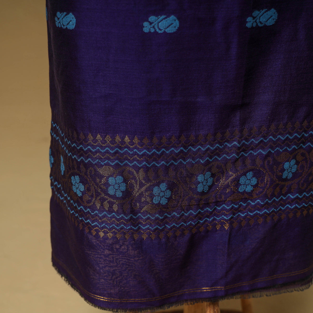 Jacquard Zari Buti Handloom Mercerised Cotton Unstitched Dress Material: Kurta with Dupatta 10