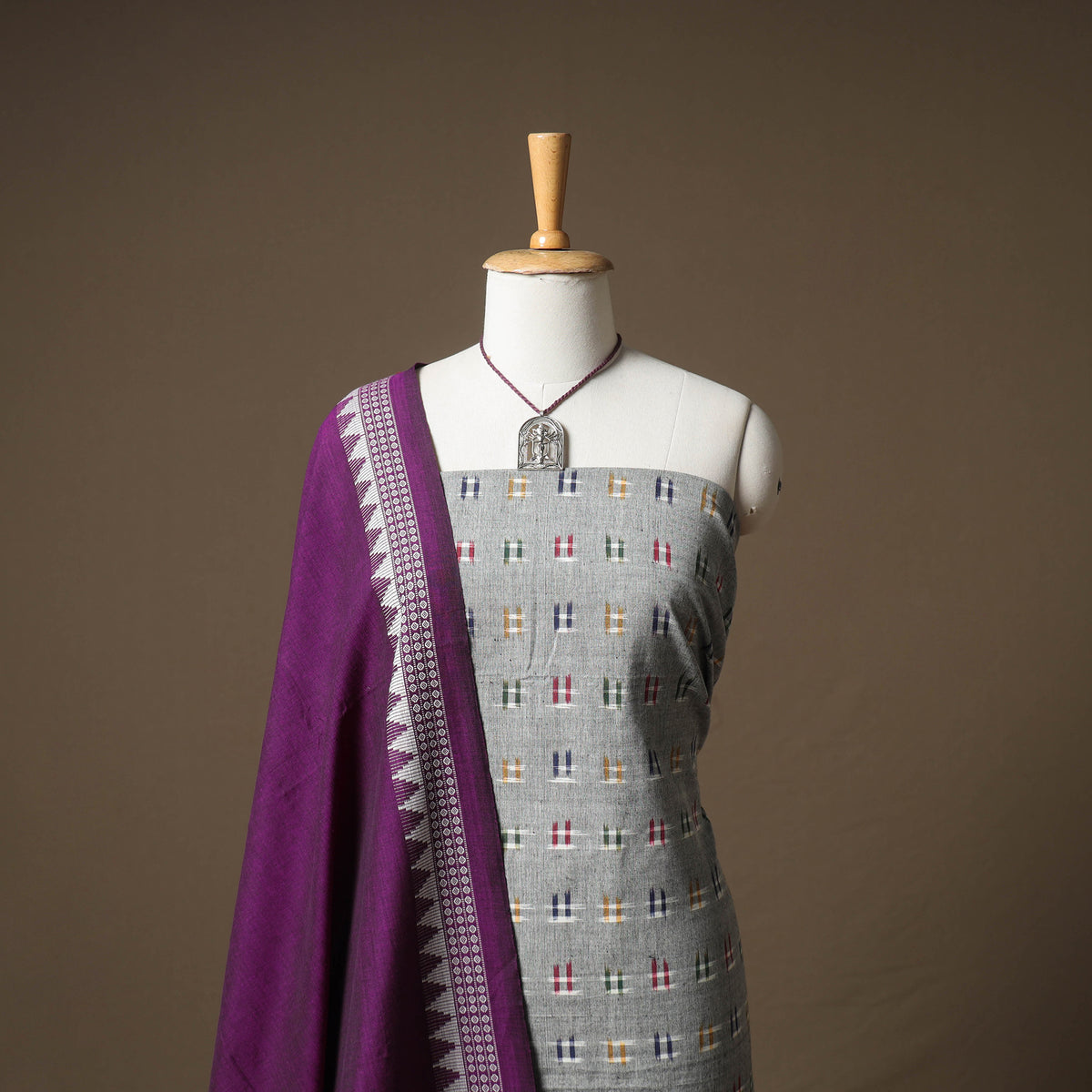 Pochampally Ikat Cotton Unstitched Dress Material: Kurta & Dupatta with Jewellery 04