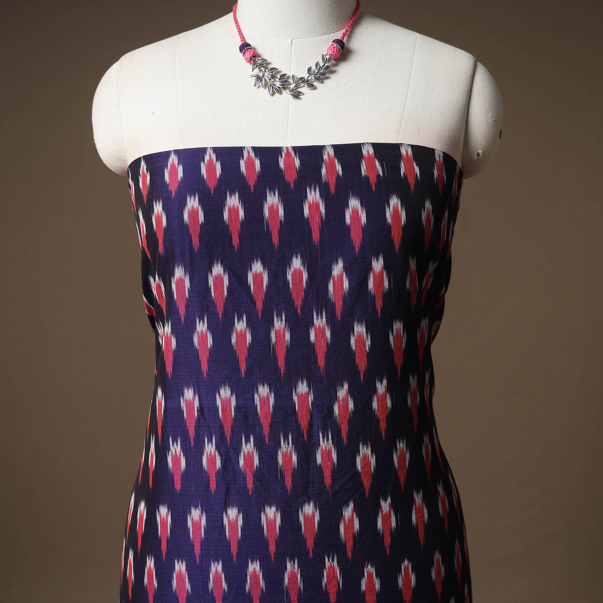 Pochampally Ikat Cotton Unstitched Dress Material: Kurta & Dupatta with Jewellery 10