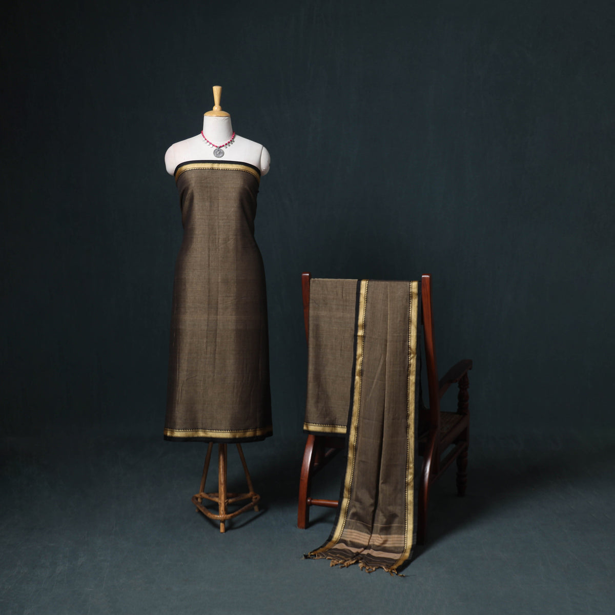 Dharwad Mercerised Cotton Plain Thread Border Unstitched Dress Material: Kurta, Bottom & Dupatta 08