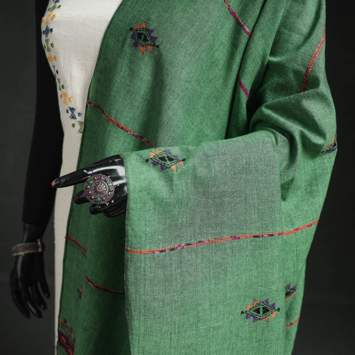 Kantha Hand Embroidered Khes Handwoven Cotton Dupatta 03