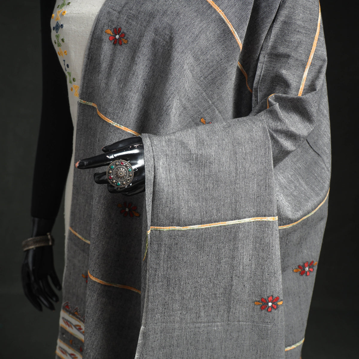 Kantha Hand Embroidered Khes Handwoven Cotton Dupatta 06