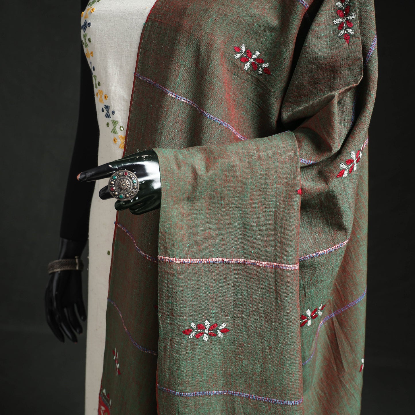 Kantha Hand Embroidered Khes Handwoven Cotton Dupatta 07