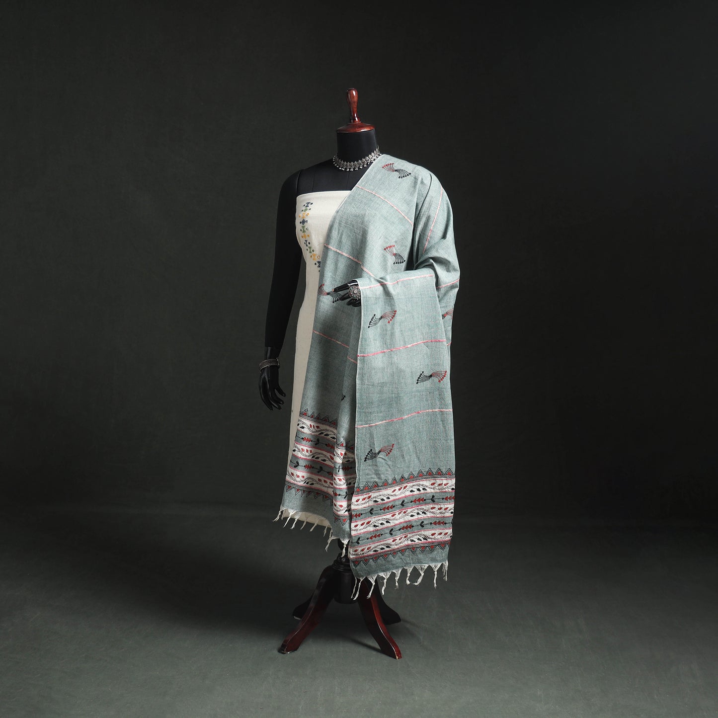 Kantha Hand Embroidered Khes Handwoven Cotton Dupatta 13