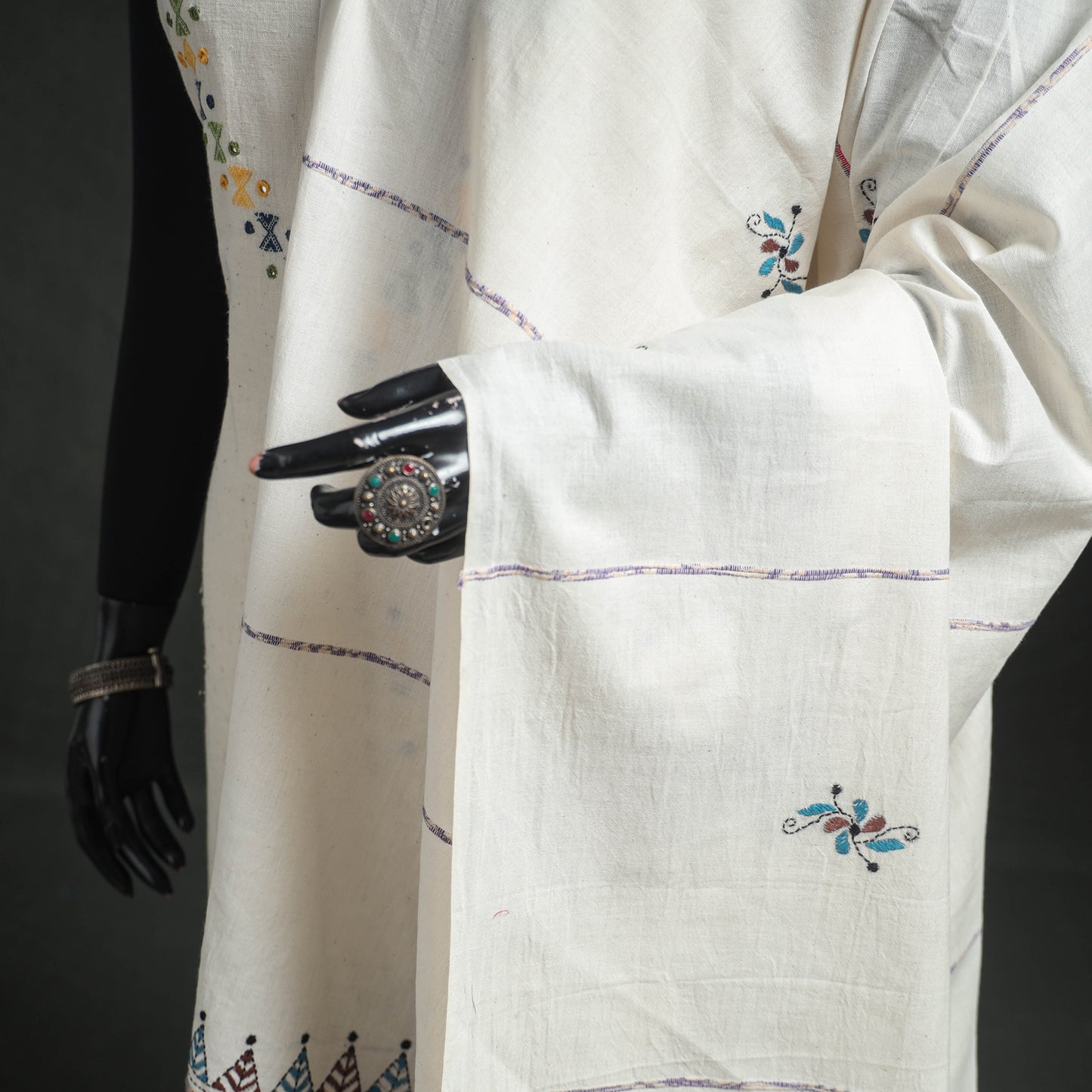 Kantha Hand Embroidered Khes Handwoven Cotton Dupatta 16