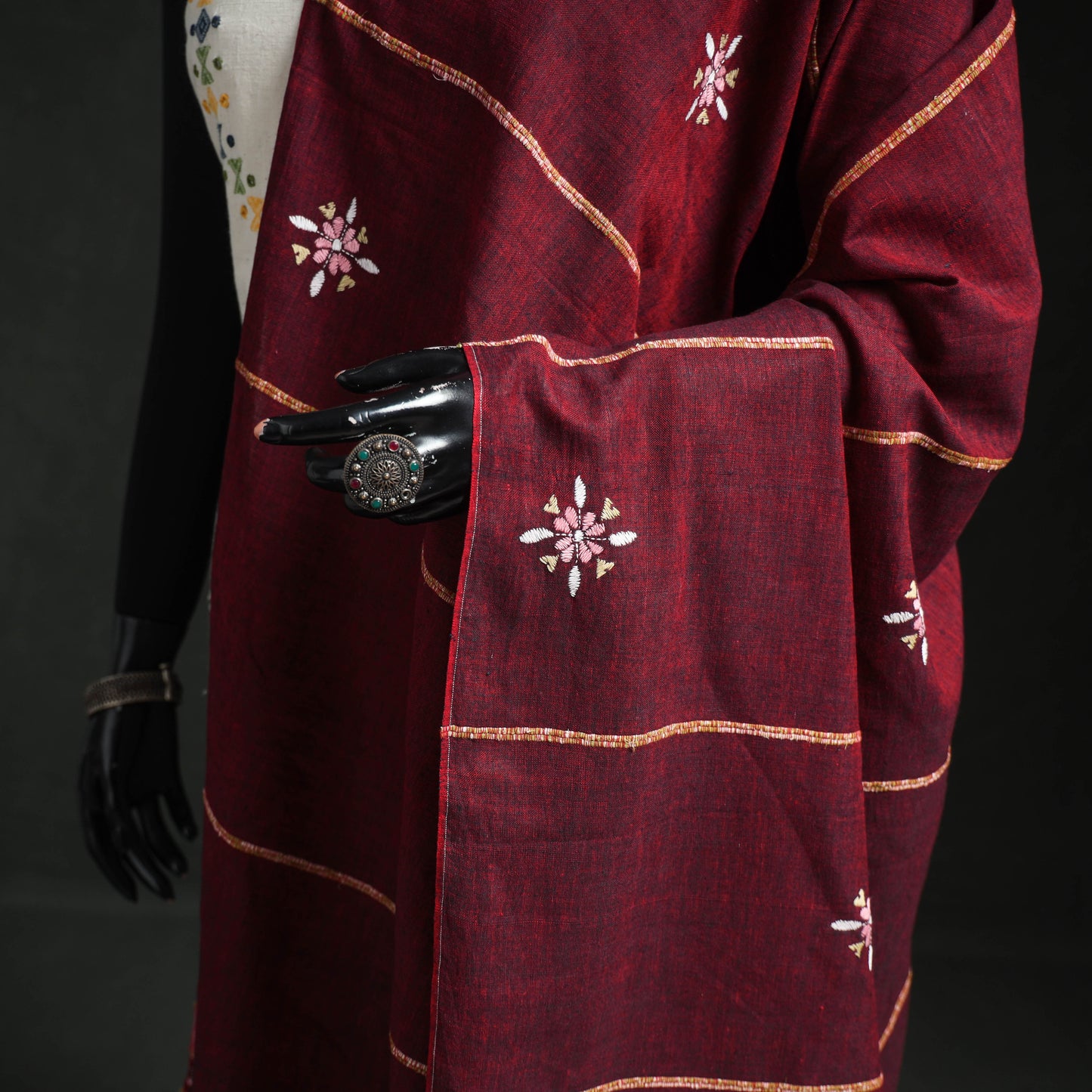 Kantha Hand Embroidered Khes Handwoven Cotton Dupatta 18