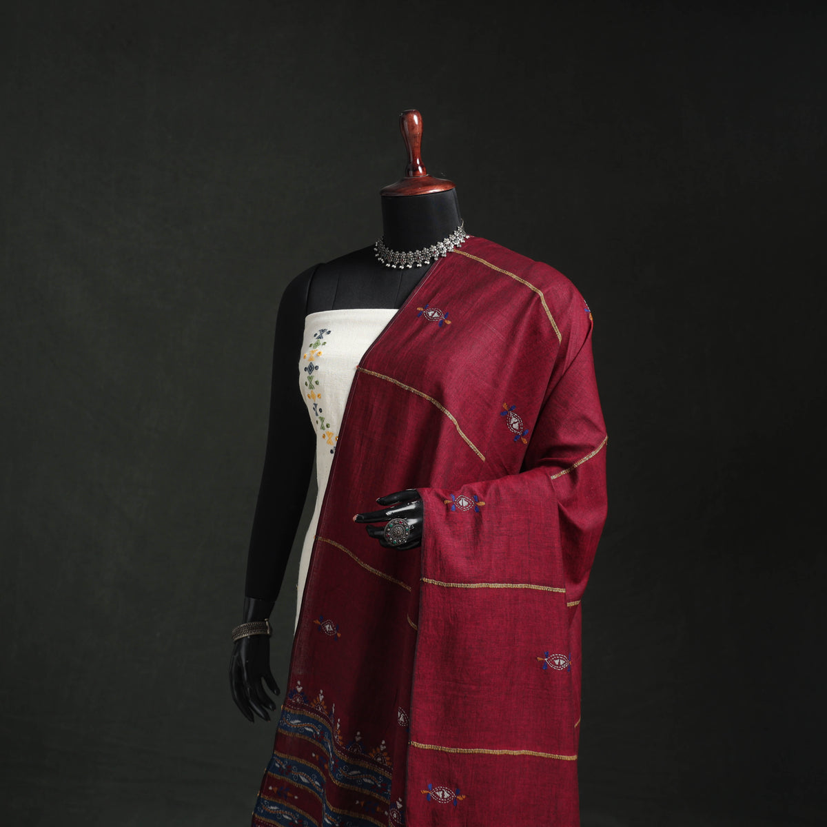 Kantha Hand Embroidered Khes Handwoven Cotton Dupatta 19