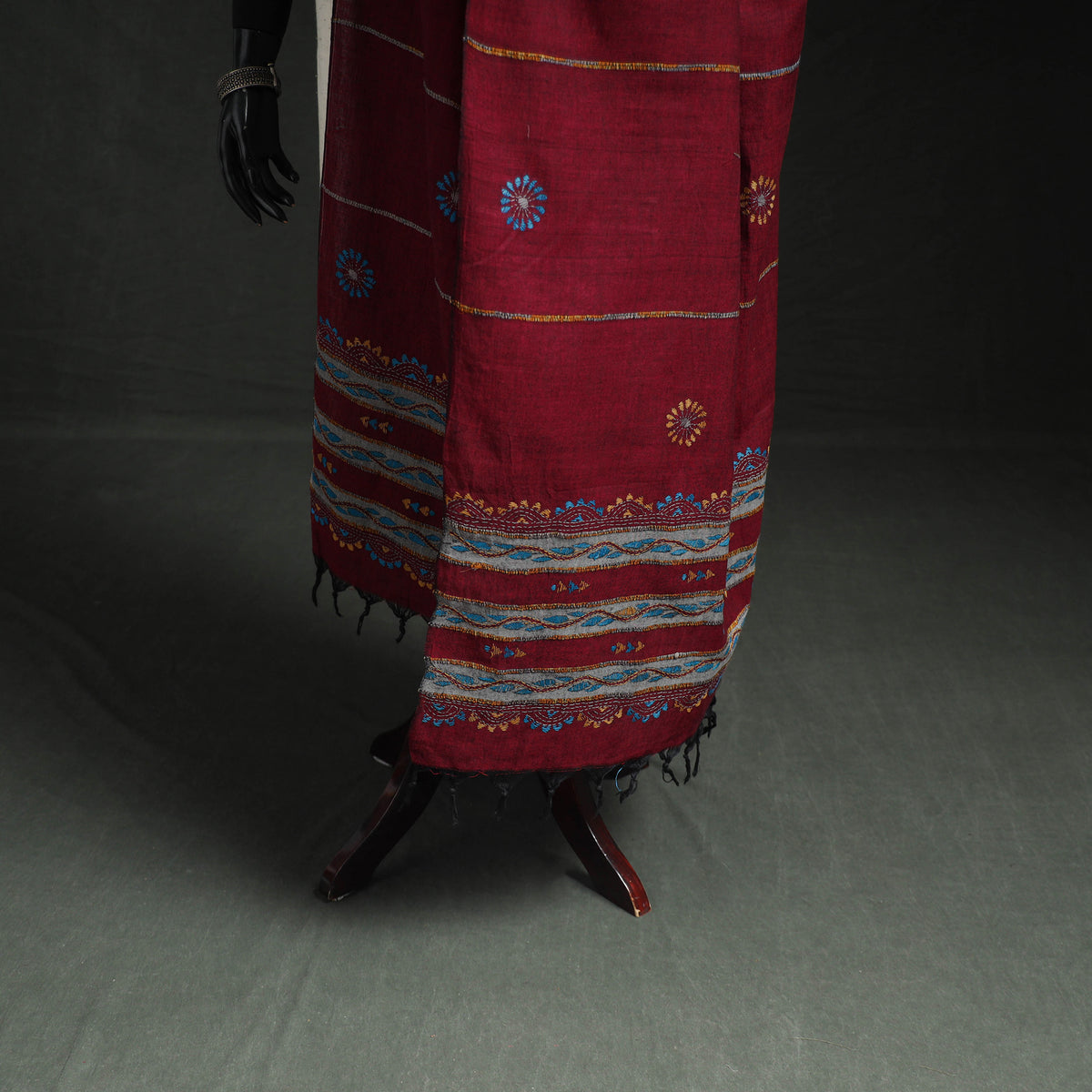 Kantha Hand Embroidered Khes Handwoven Cotton Dupatta 20