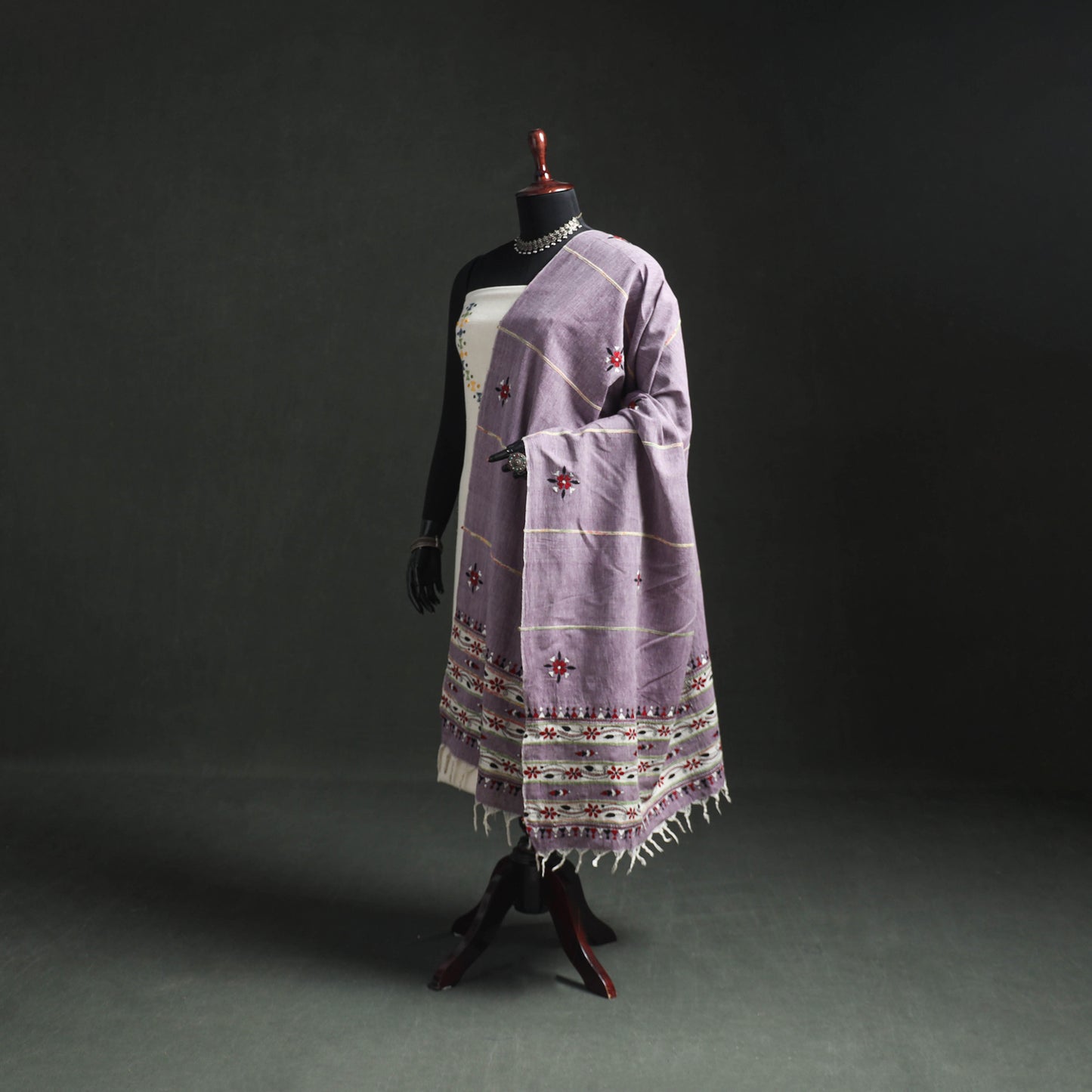 Kantha Hand Embroidered Khes Handwoven Cotton Dupatta 34