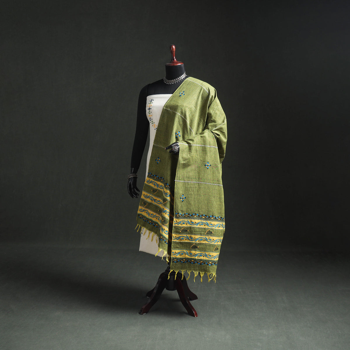 Kantha Hand Embroidered Khes Handwoven Cotton Dupatta 36