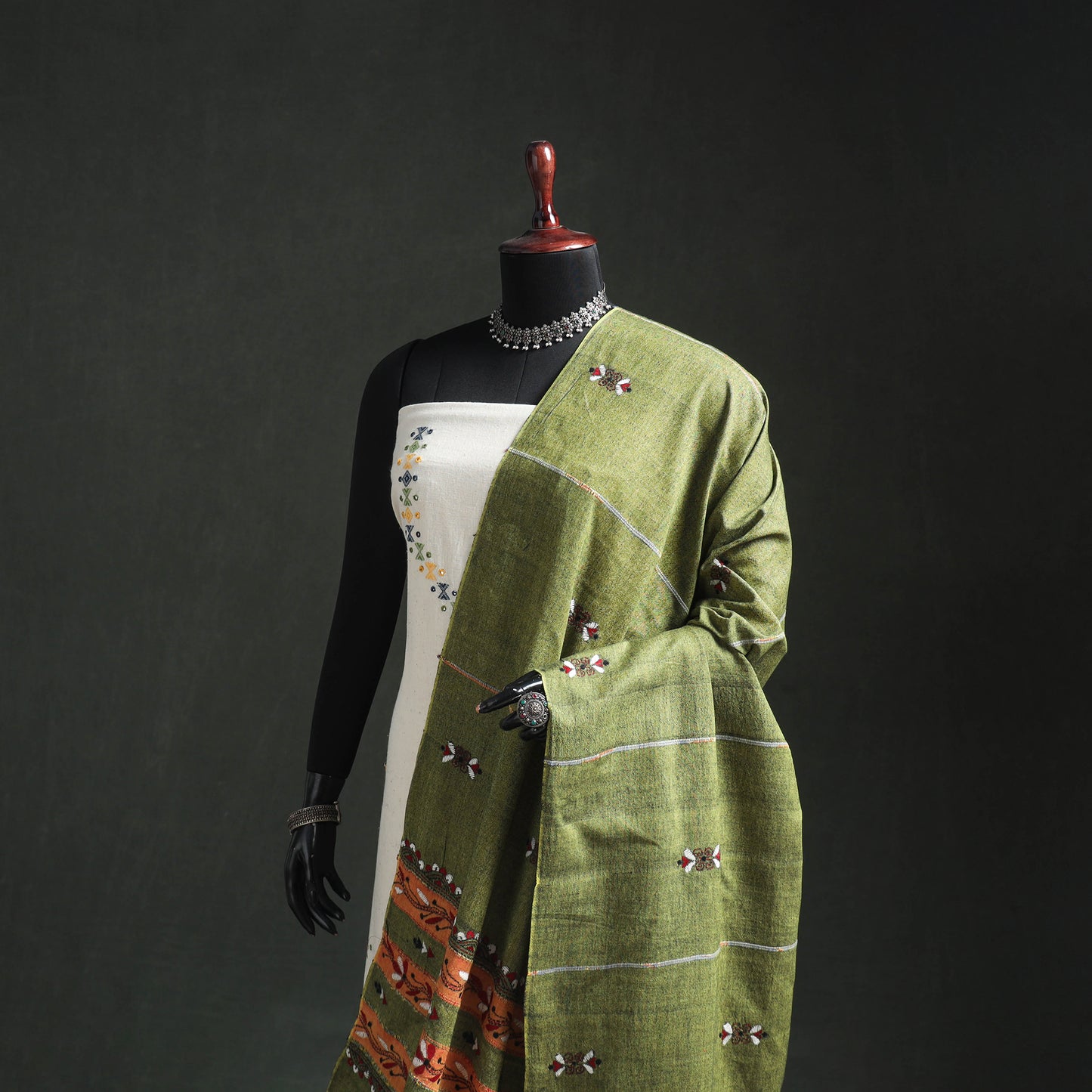 Kantha Hand Embroidered Khes Handwoven Cotton Dupatta 37
