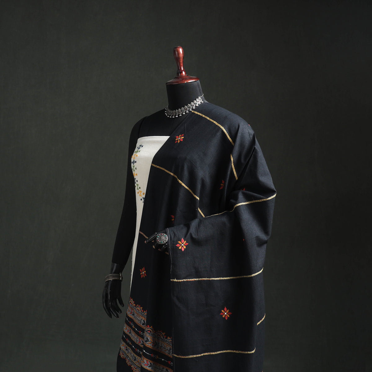 Kantha Hand Embroidered Khes Handwoven Cotton Dupatta 40