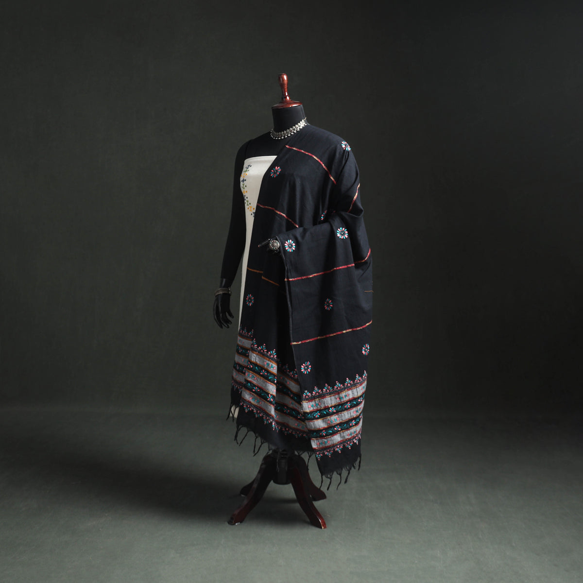 Kantha Hand Embroidered Khes Handwoven Cotton Dupatta 44