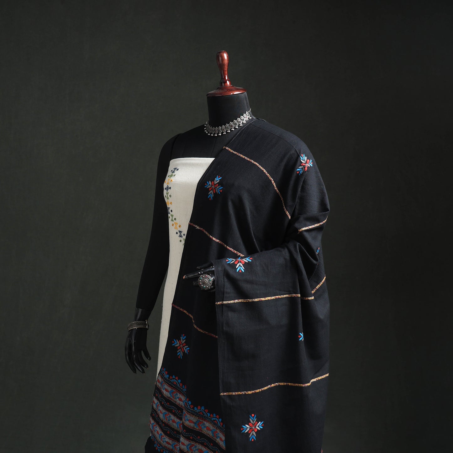 Kantha Hand Embroidered Khes Handwoven Cotton Dupatta 47