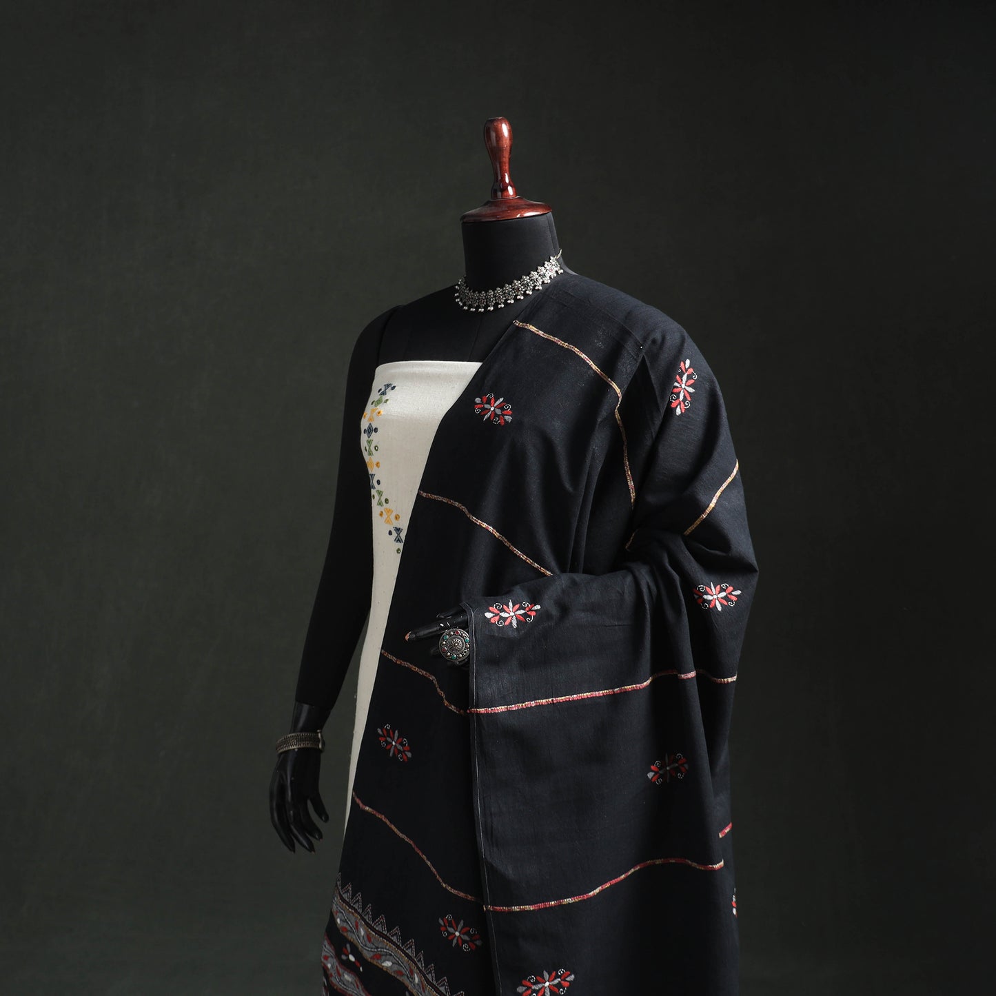 Kantha Hand Embroidered Khes Handwoven Cotton Dupatta 48